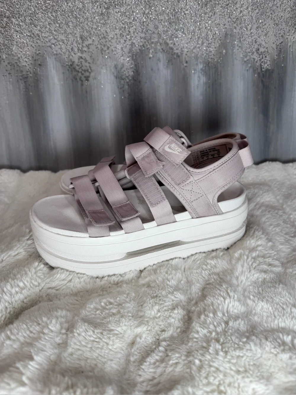 Nike Women’s Icon Classic Sandals in Platinum Violet - Picture 2 of 8